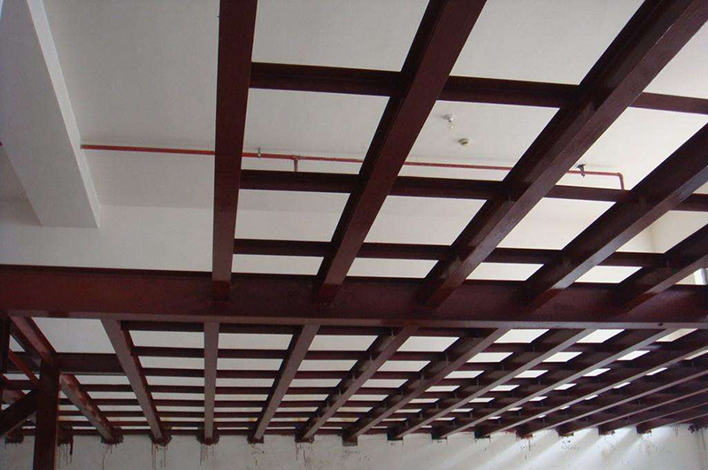 鋼結(jié)構(gòu)廠房裝修閣樓搭建多少錢一平方？