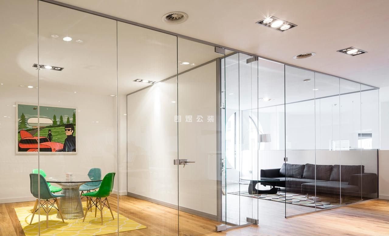 高端辦公室設計效果圖