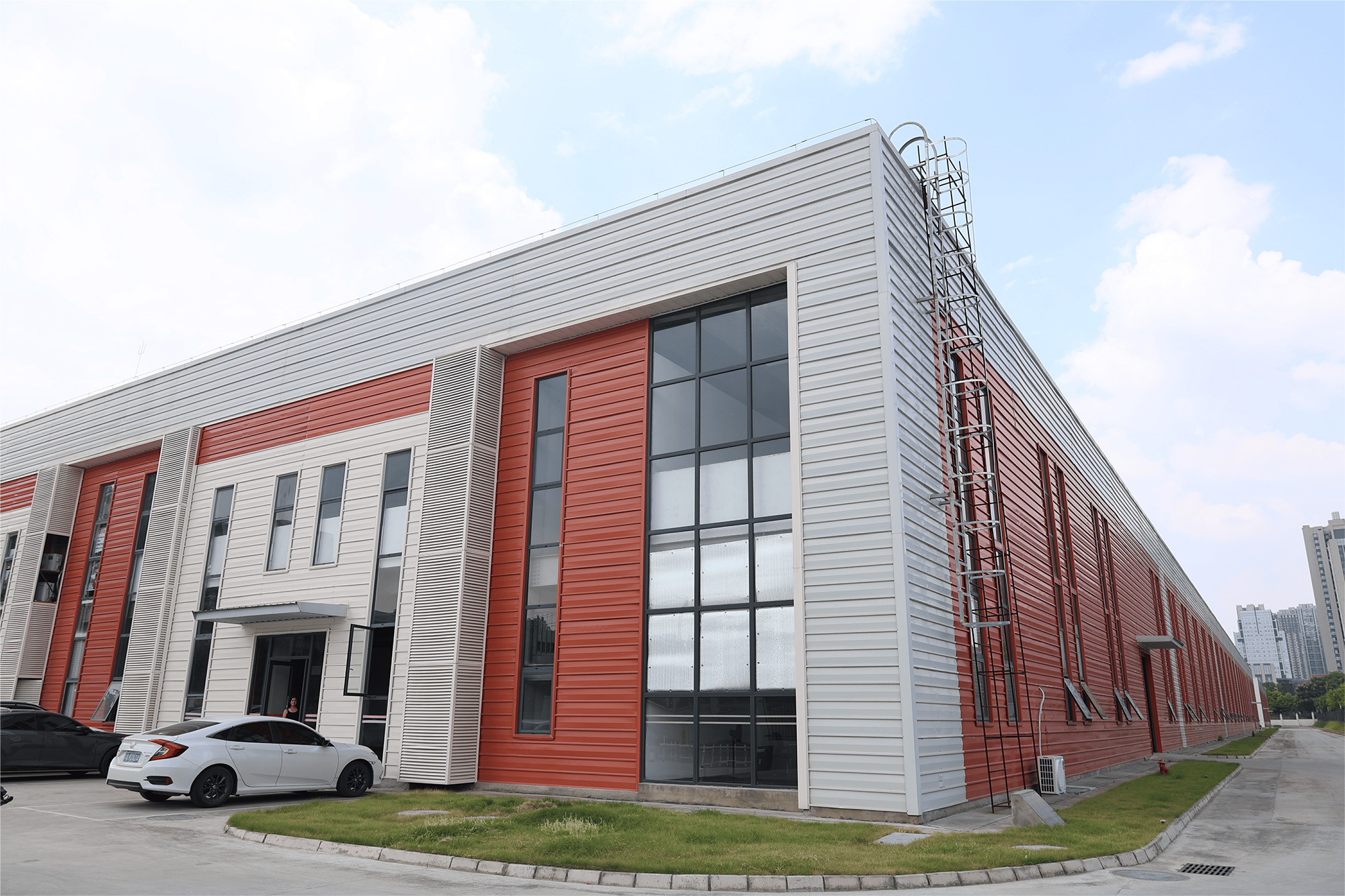 成都廠房重新裝修超過多少平方需要報(bào)建？